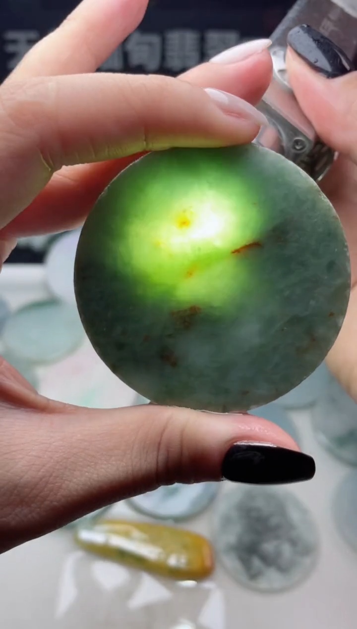 【闪购商品】翡翠颈饰未镶嵌2209....