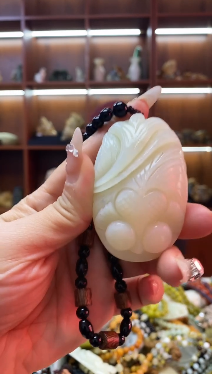 未镶嵌蛇纹石玉手把     