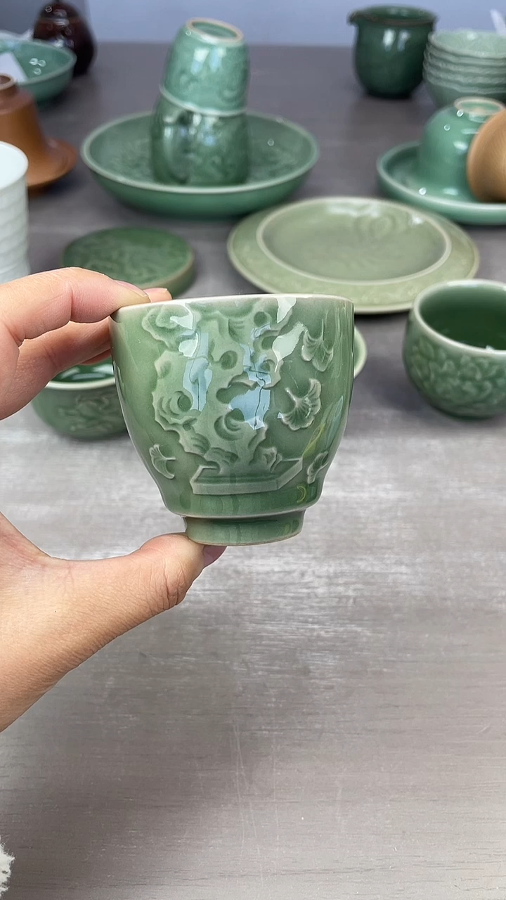 青瓷仓储清仓福利太湖石微瑕