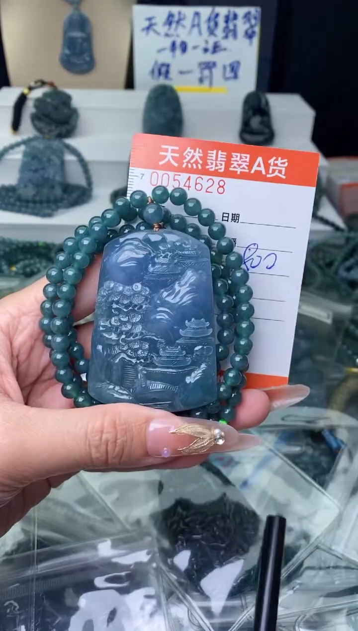 【闪购商品】翡翠颈饰未镶嵌···········