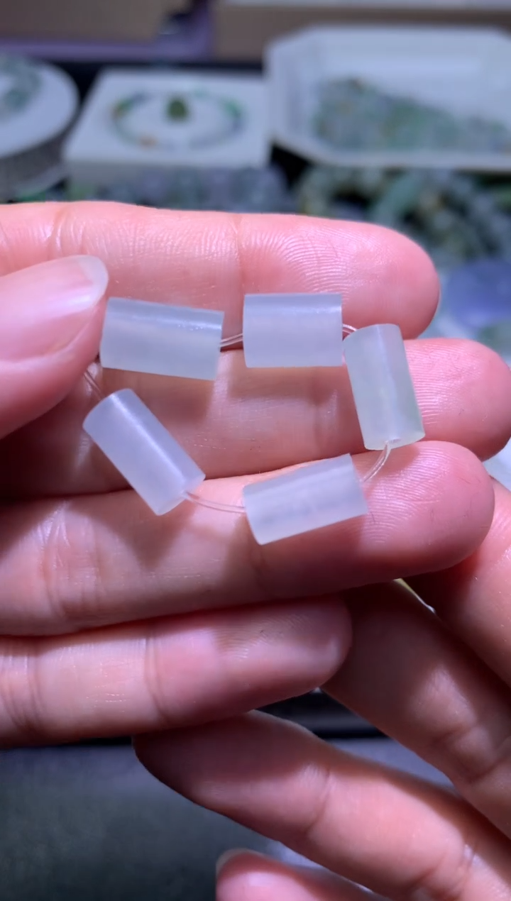 【闪购商品】定制翡翠未镶嵌毛货