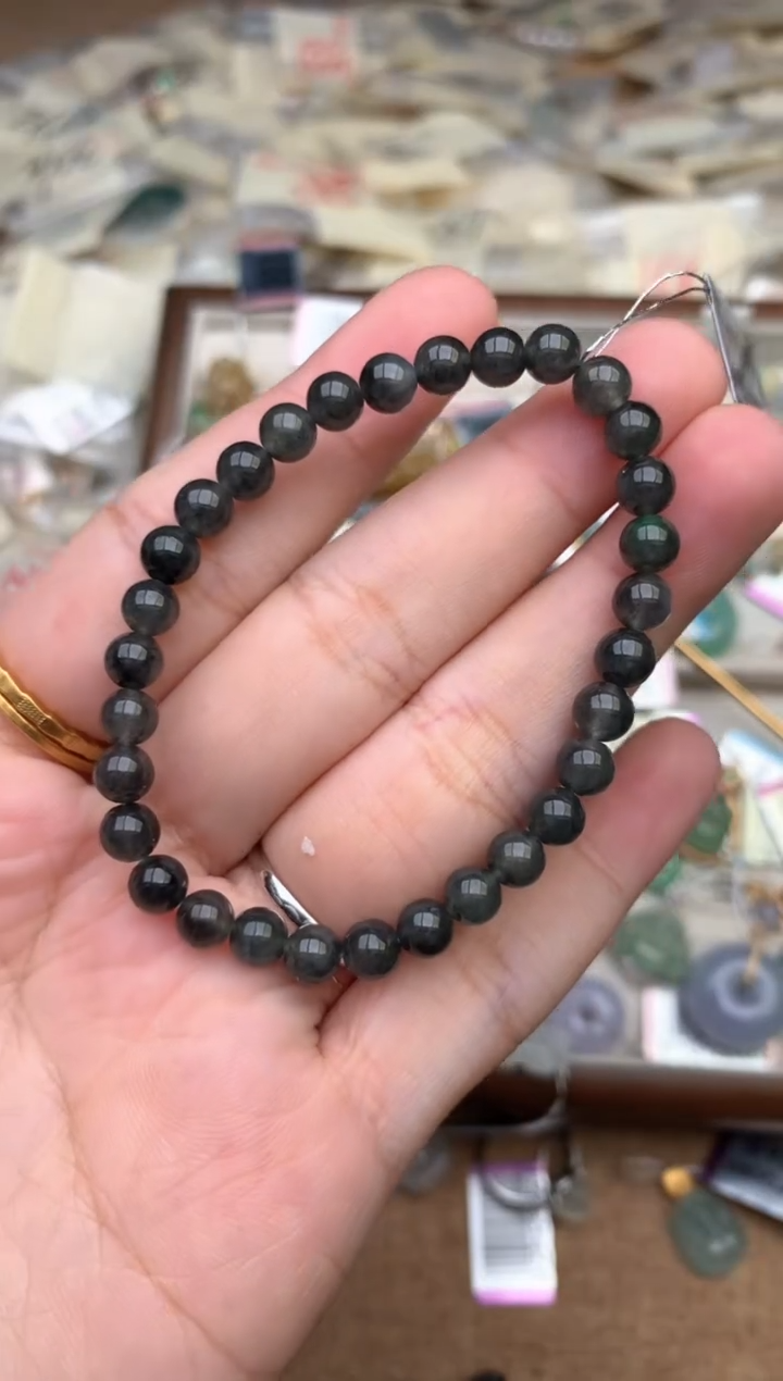 未镶嵌挂件翡翠1