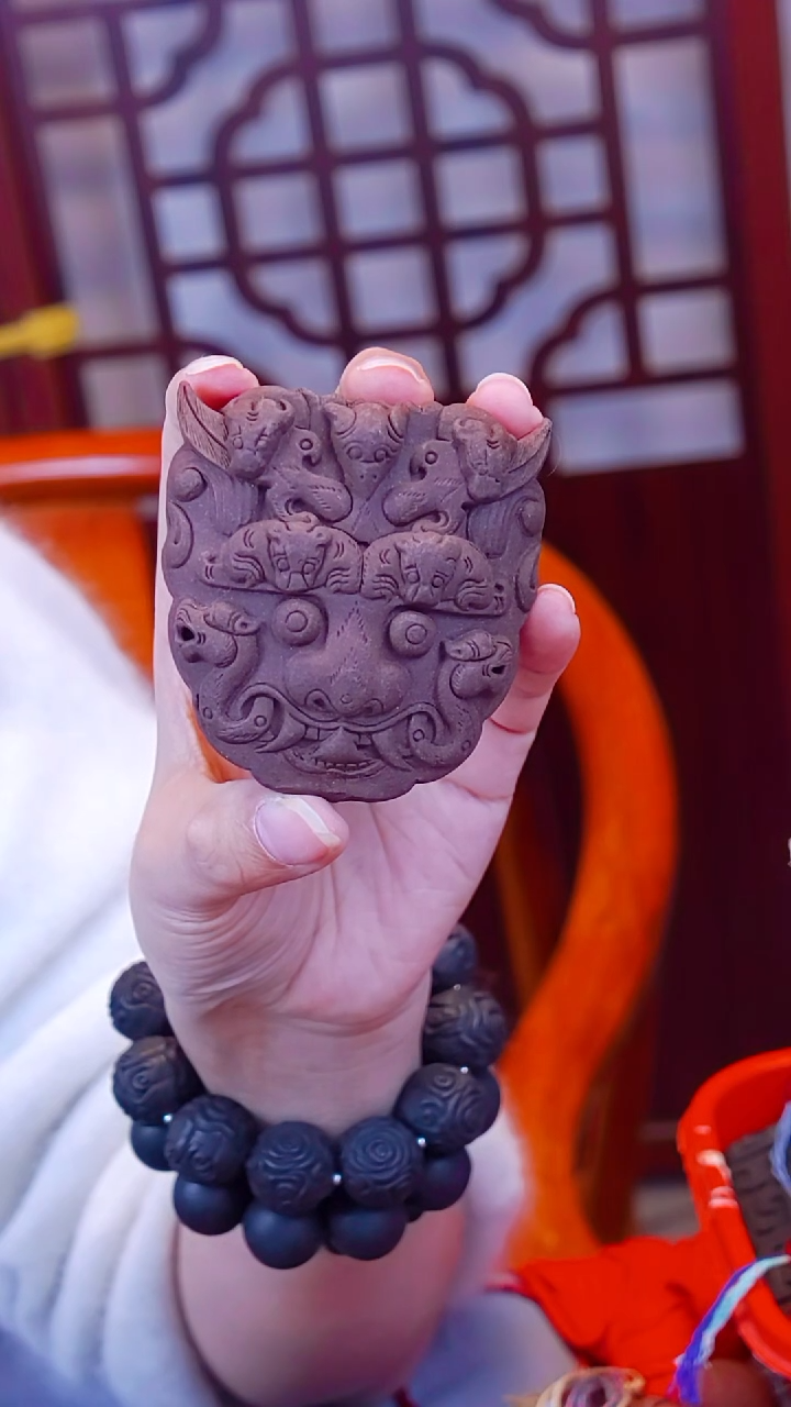 紫**?闻思 牛首 牙齿缺 样品 福利