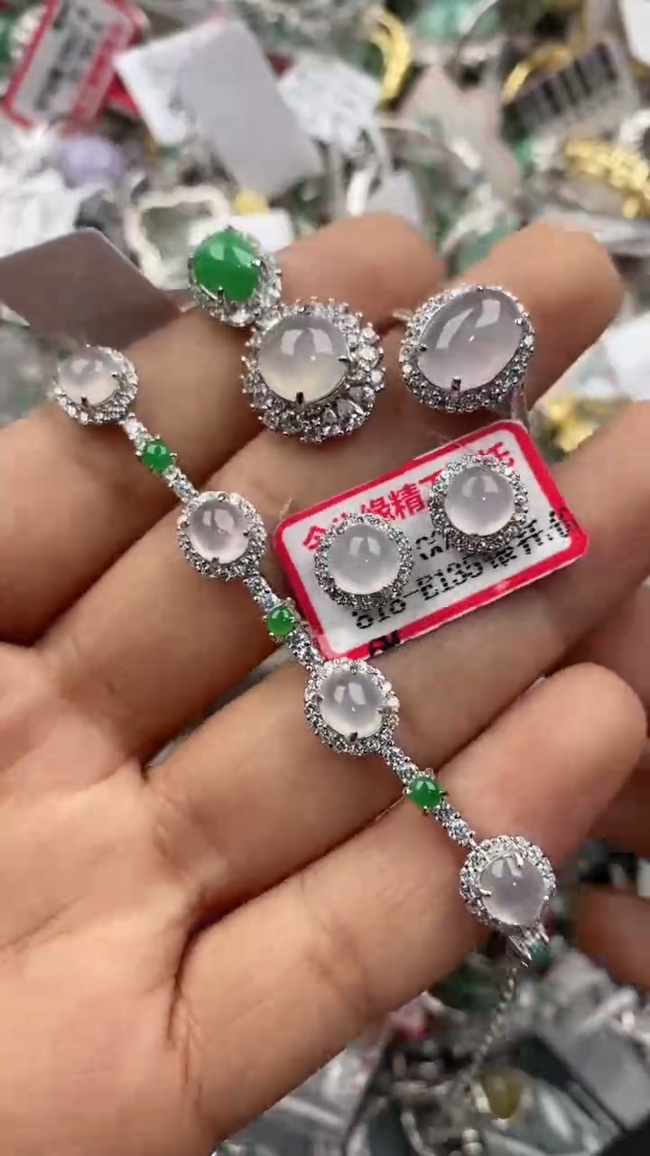银S925镶嵌戒指翡翠小**?222             6