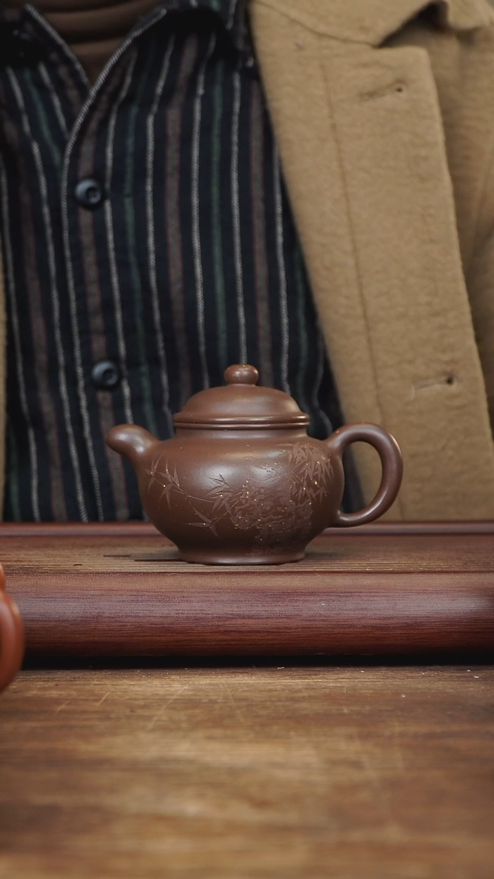 【闪购商品】紫砂茶壶240ml 道洪掇只 紫泥