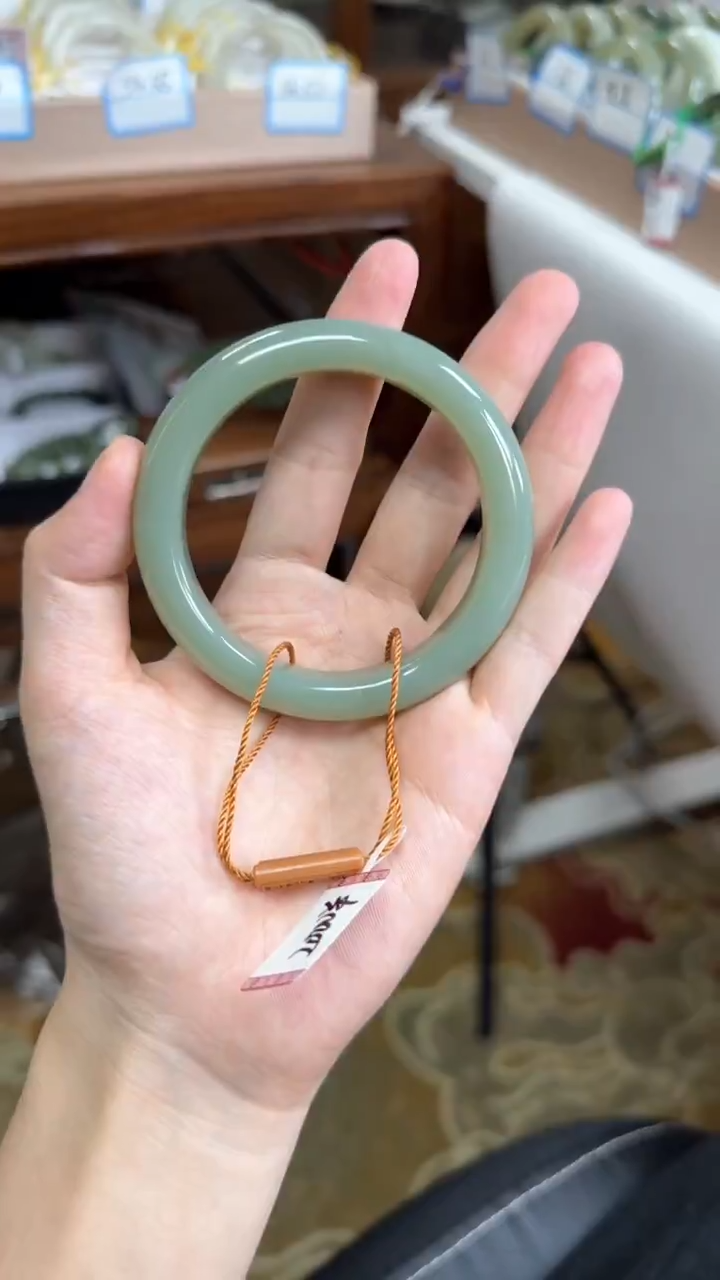 未镶嵌手镯和田玉57