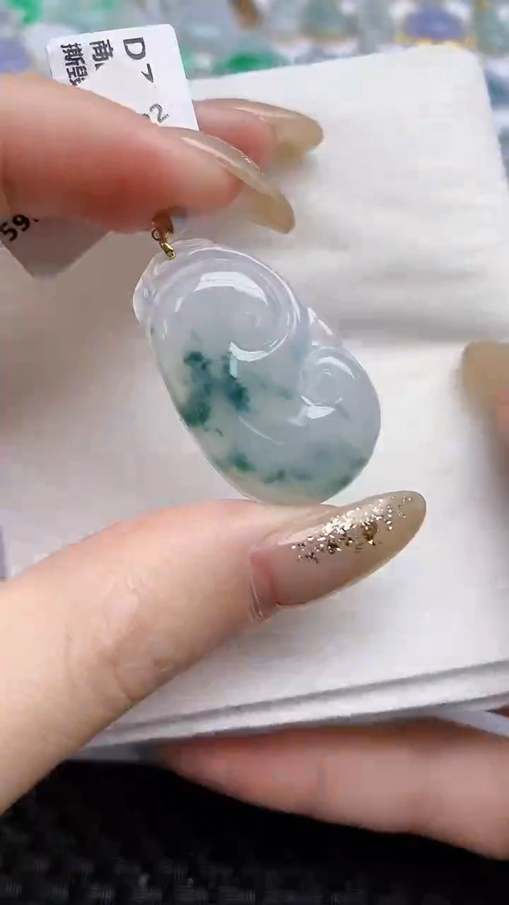 【闪购商品】翡翠颈饰18K金镶嵌天然A货翡翠 40