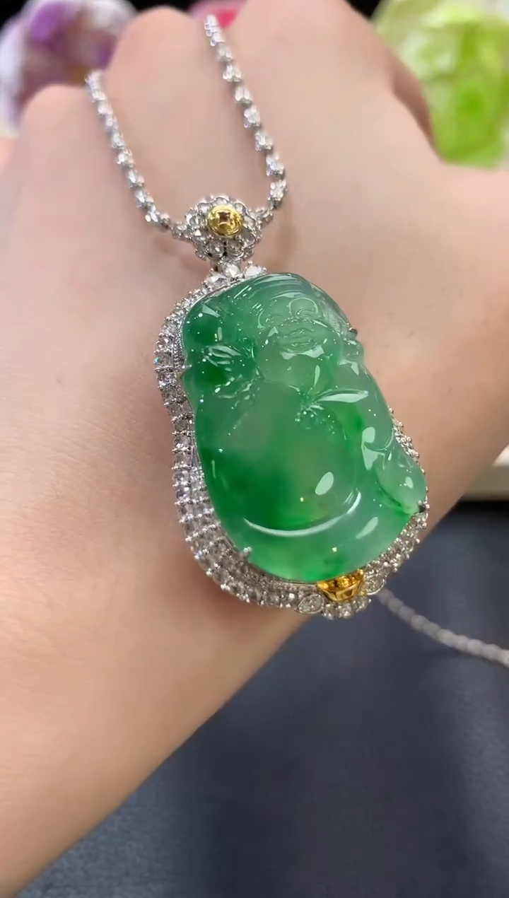 吊坠(不含链)18K金镶嵌翡翠b81