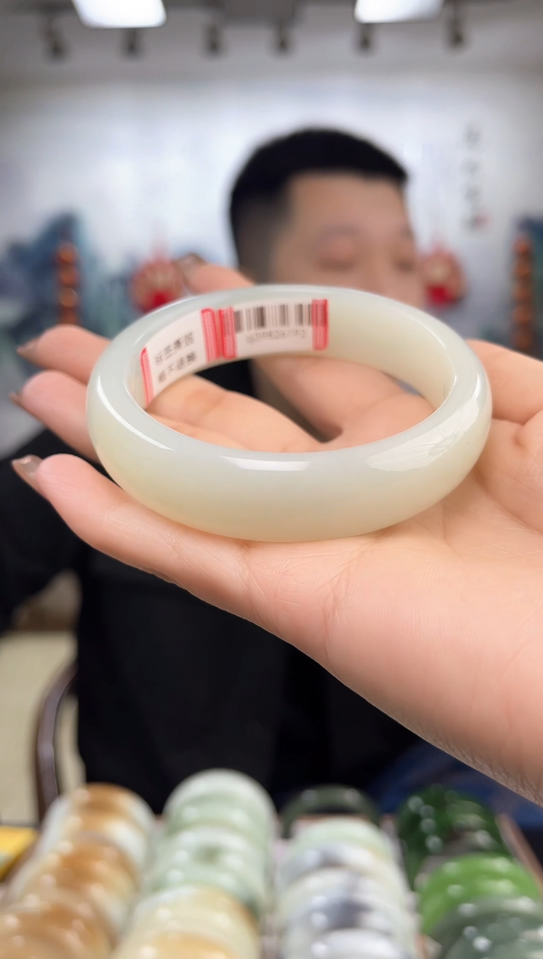 【闪购商品】和田玉手镯未镶嵌60圈口6192