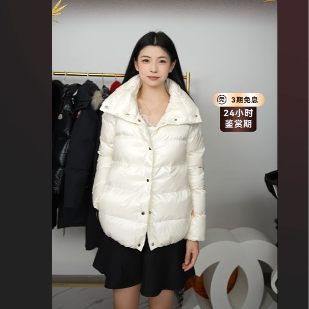 95新 MONCLER 白色羽绒服2码/250928LRTHX04