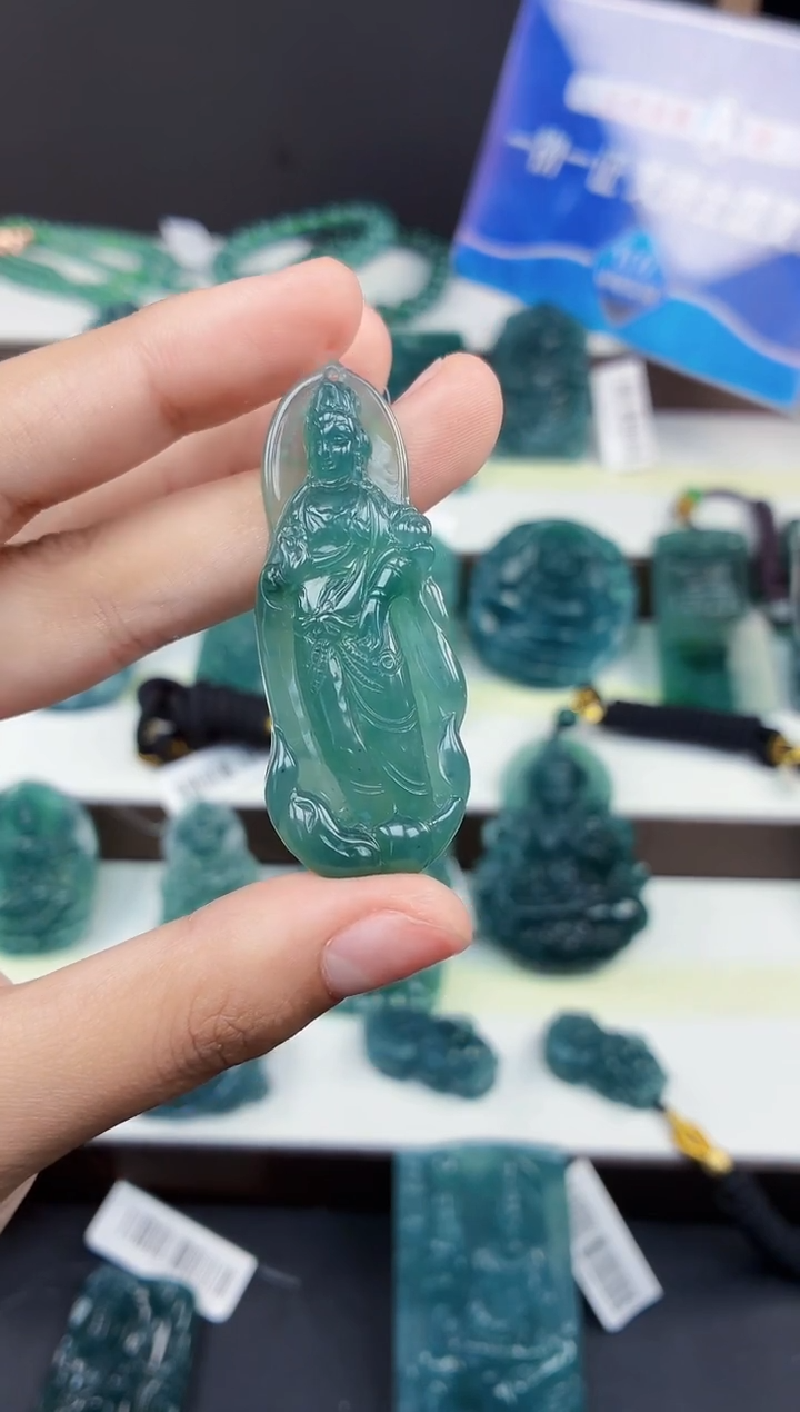 颈饰未镶嵌翡翠?***死DLZ251220108