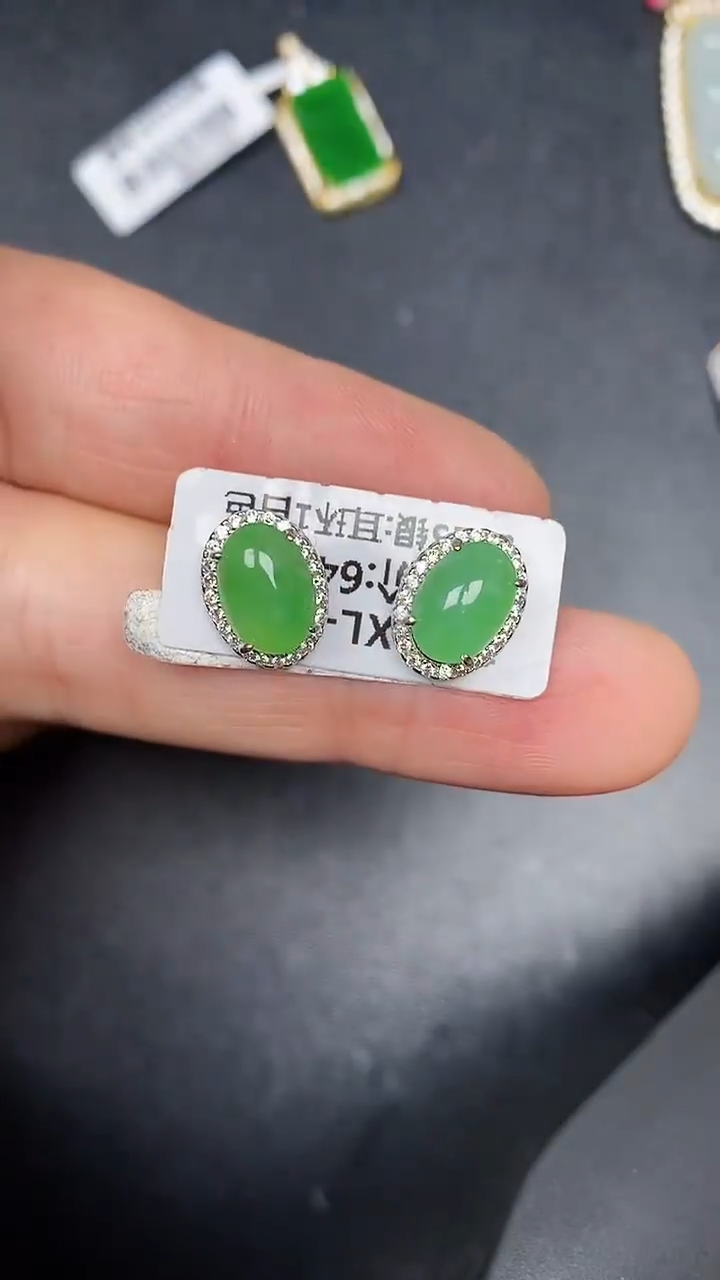 银S925镶嵌戒指翡翠1300