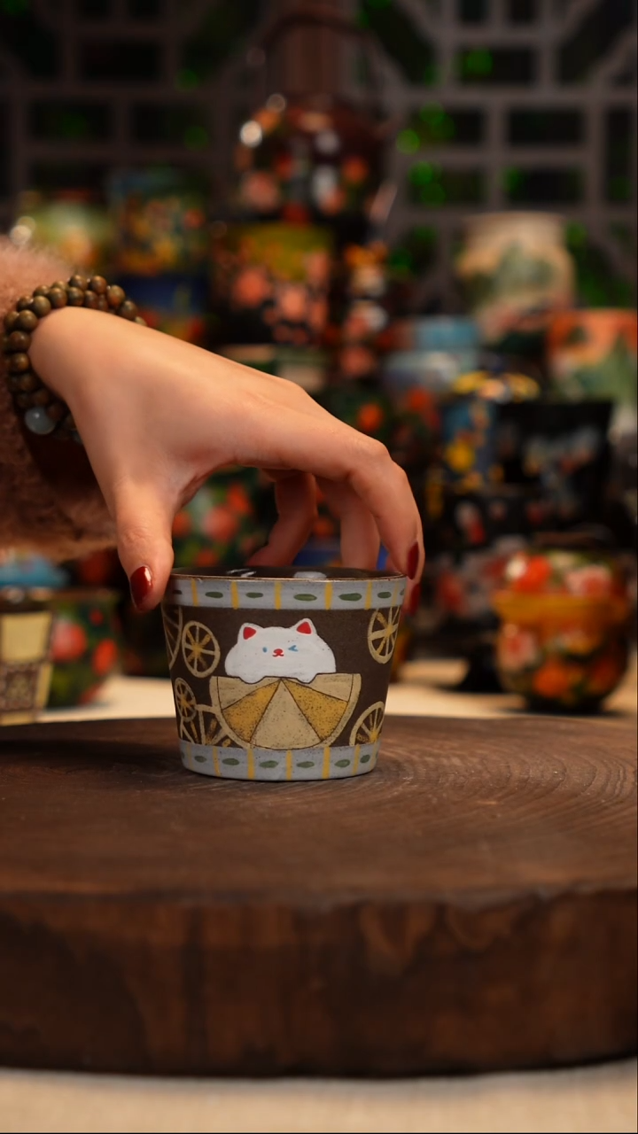 油画    釉下彩  杯子