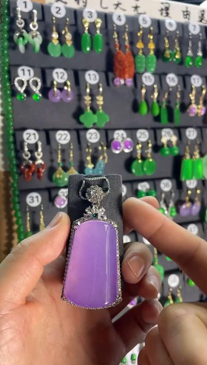 【闪购商品】翡翠颈饰银S925镶嵌226.....