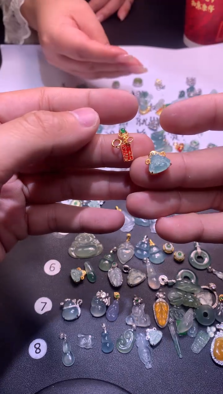 【闪购商品】翡翠吊坠(不含链)银S925镶嵌1