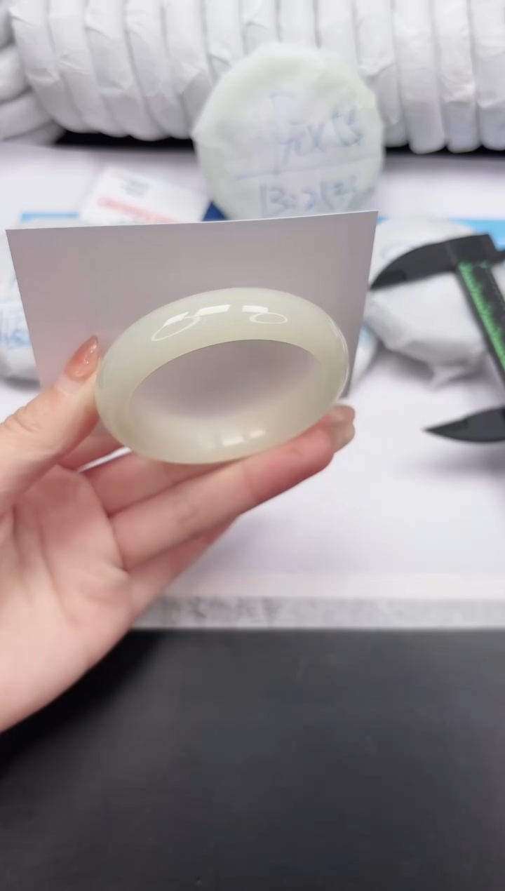 未镶嵌手镯石英质玉13-53FMS