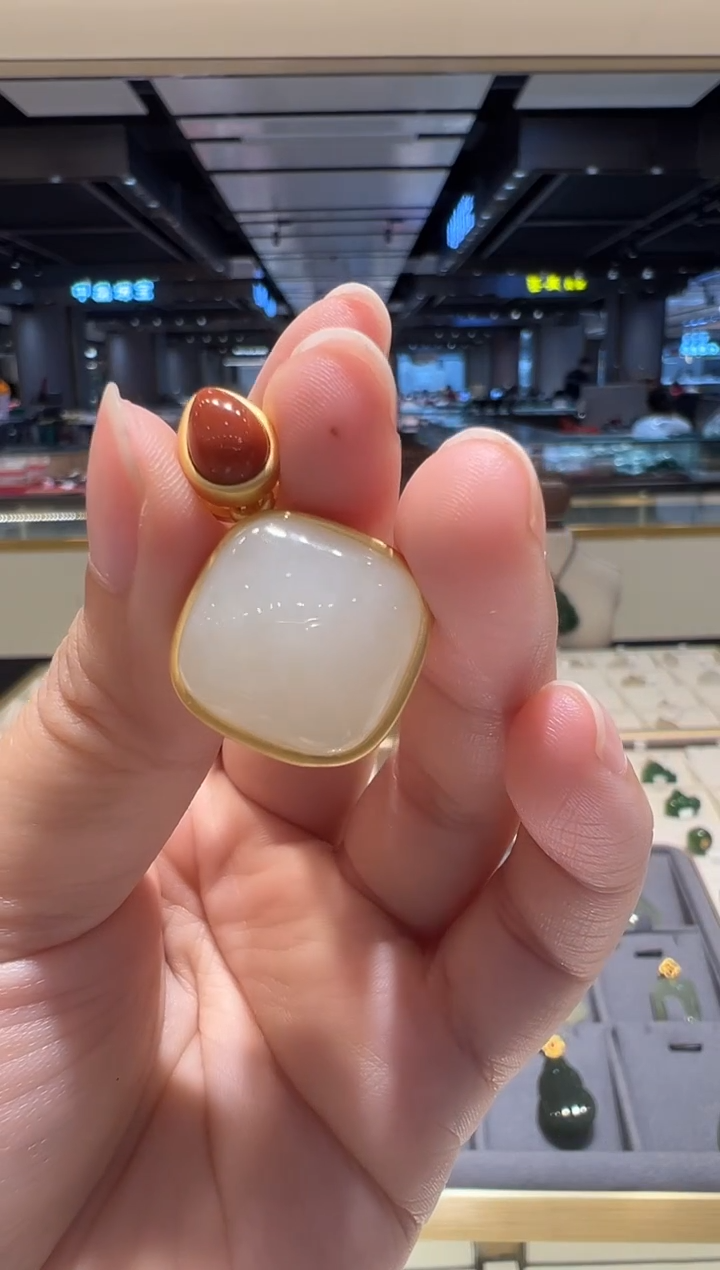 【闪购商品】和田玉颈饰银S925镶嵌@@F2423HTY