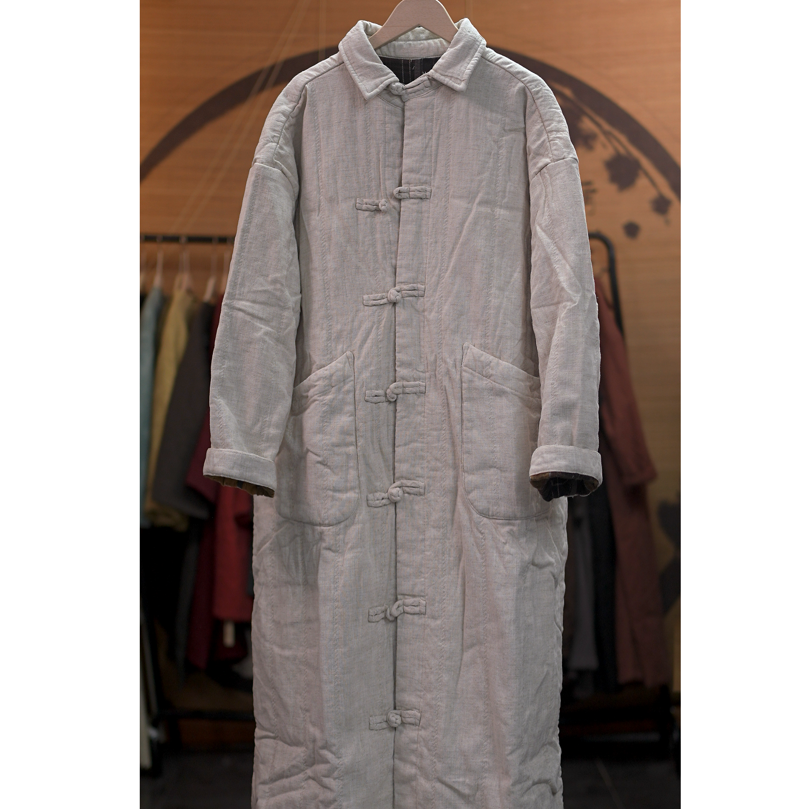 Y5286 亚麻翻领桑蚕丝 复古长款棉衣 （衣长115 胸围130）