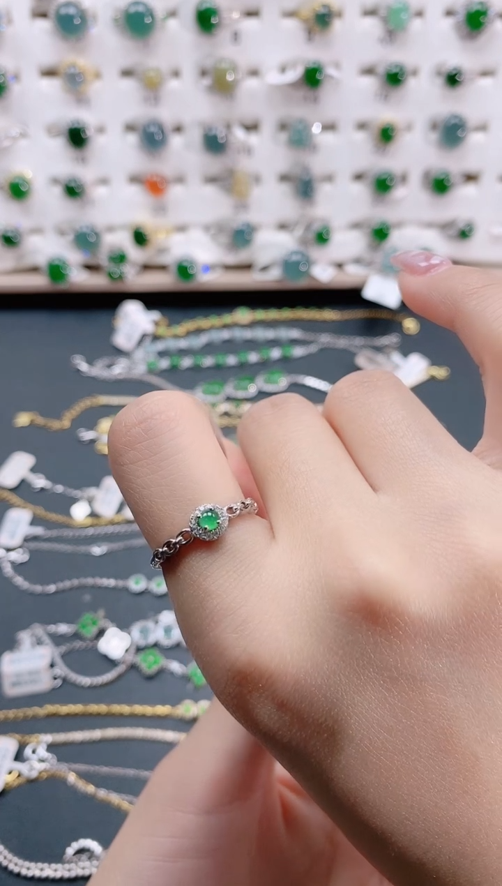 【闪购商品】翡翠戒指银S925镶嵌天然翡翠