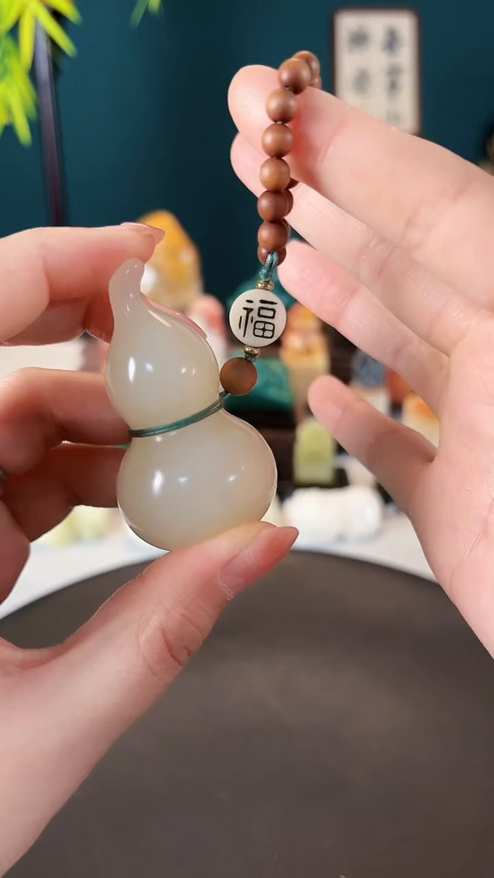 云南石印石葫芦手把件