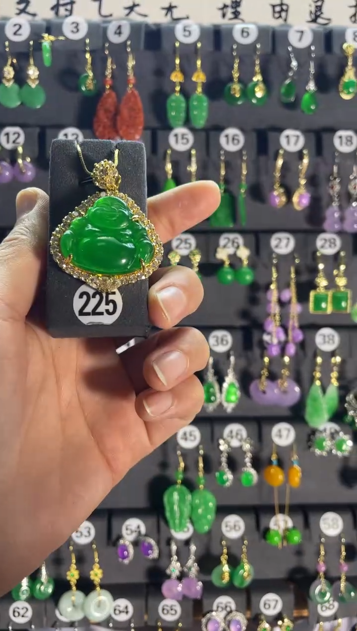 【闪购商品】翡翠耳饰银S925镶嵌225....