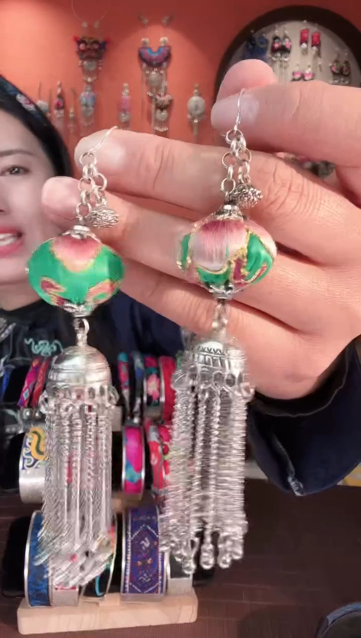 织绣非遗苗绣刺绣首饰22