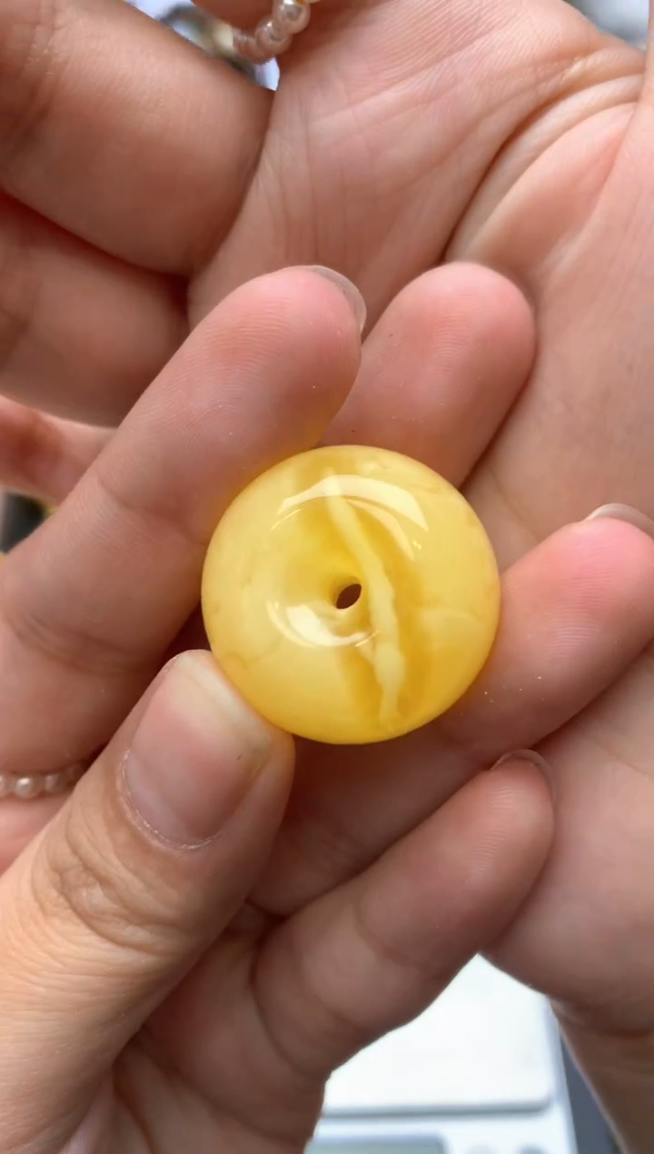 【闪购商品】琥珀珠宝奇石未镶嵌065琥珀蜜蜡花粉有纹小坑介意勿拍