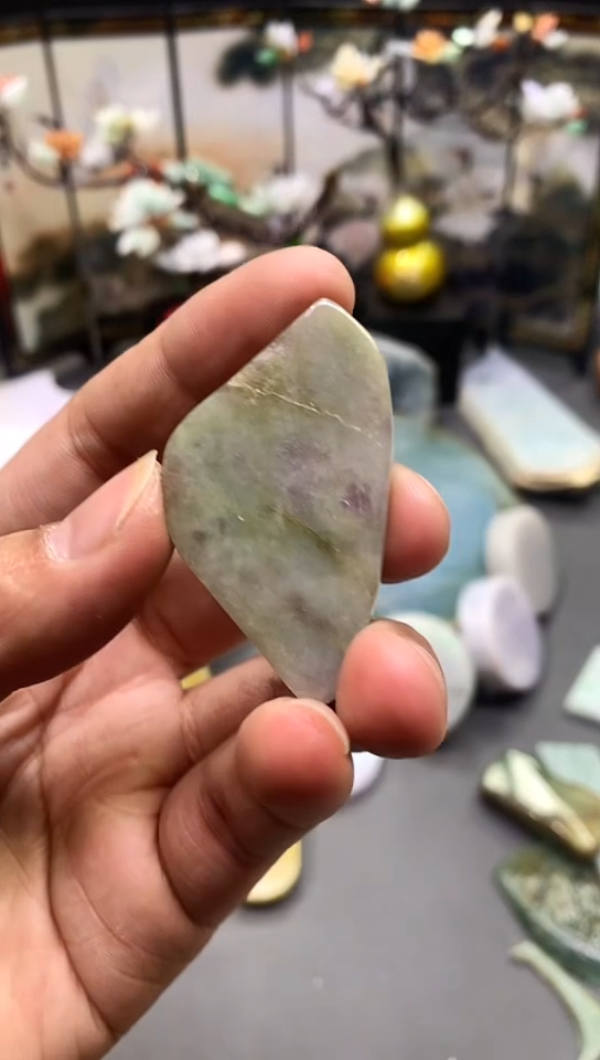 【闪购商品】翡翠耳饰未镶嵌天然翡翠A货