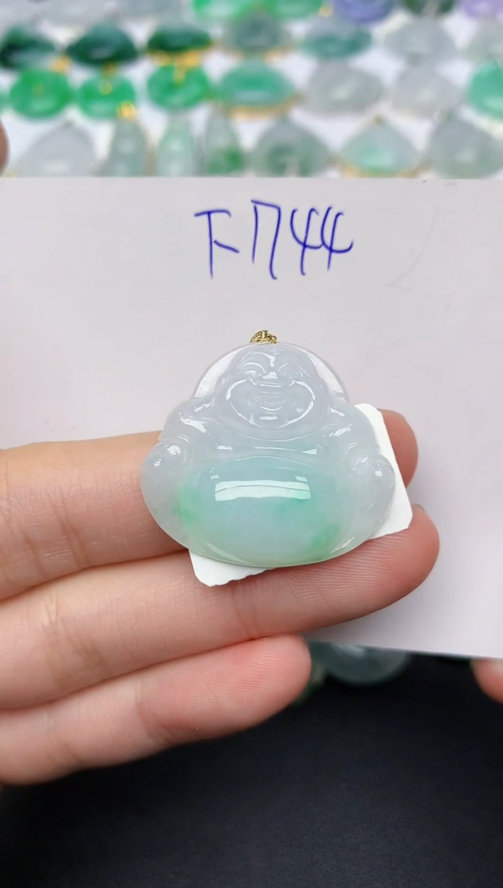 颈饰18K金镶嵌翡翠 天然缅甸A货翡翠百元以上9元证书费自理