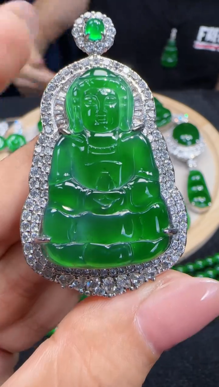 未镶嵌定制翡翠翡翠吊坠38