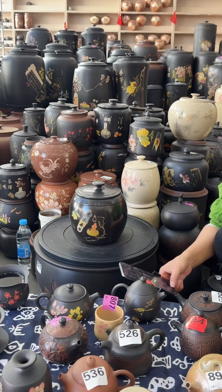 罐瑕疵茶叶罐   988  腰鼓彩填  