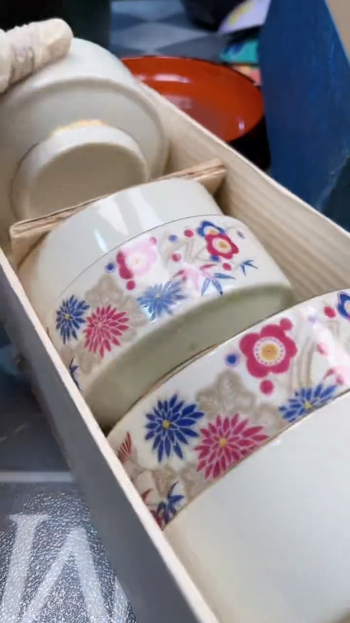 瓷片陶瓷如图所示周边