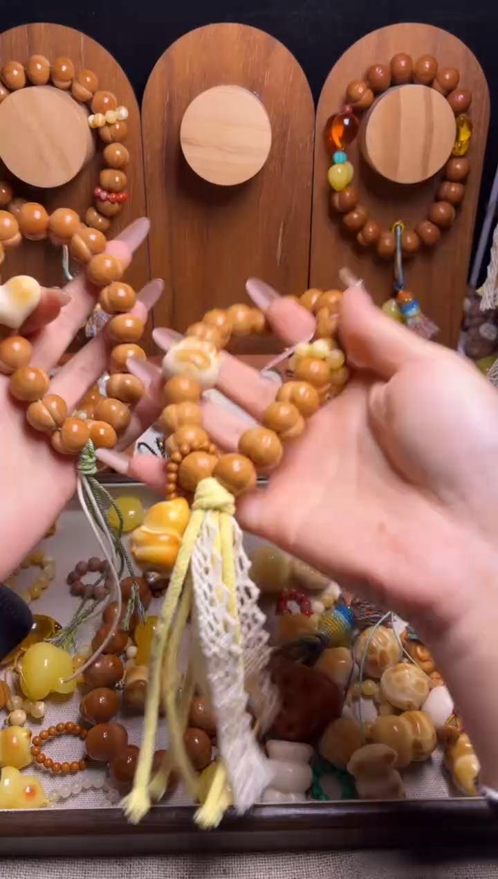 手串猴头核桃苛全品手工聚宝盆猫爪黄跑环悟道猫吊坠奶油风流苏