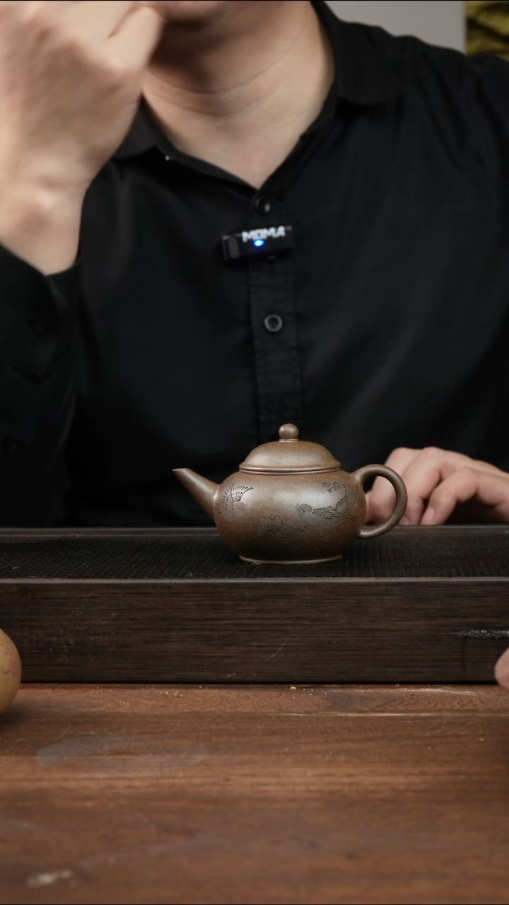茶杯紫砂另****?还原烧水平    刻绘小鸟    140CC  