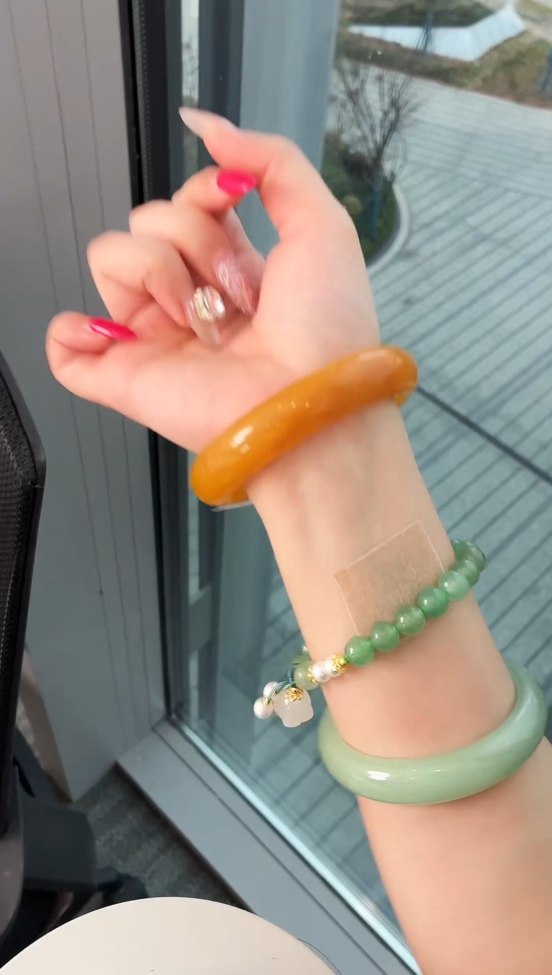 未镶嵌手镯石英质玉70.57.6