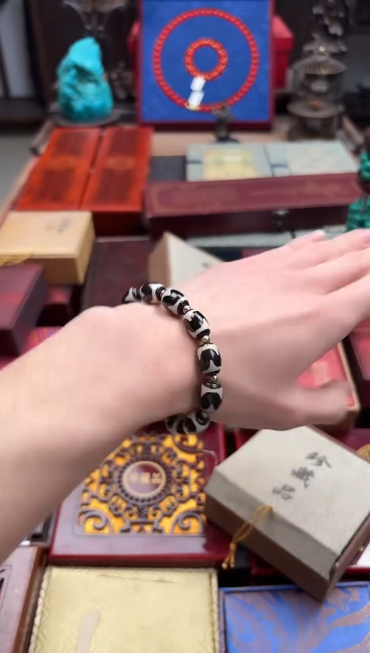 玛瑙/玉髓1未镶嵌——————瓷———————