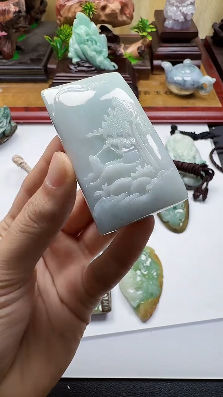 吊坠(不含链)未镶嵌翡翠1