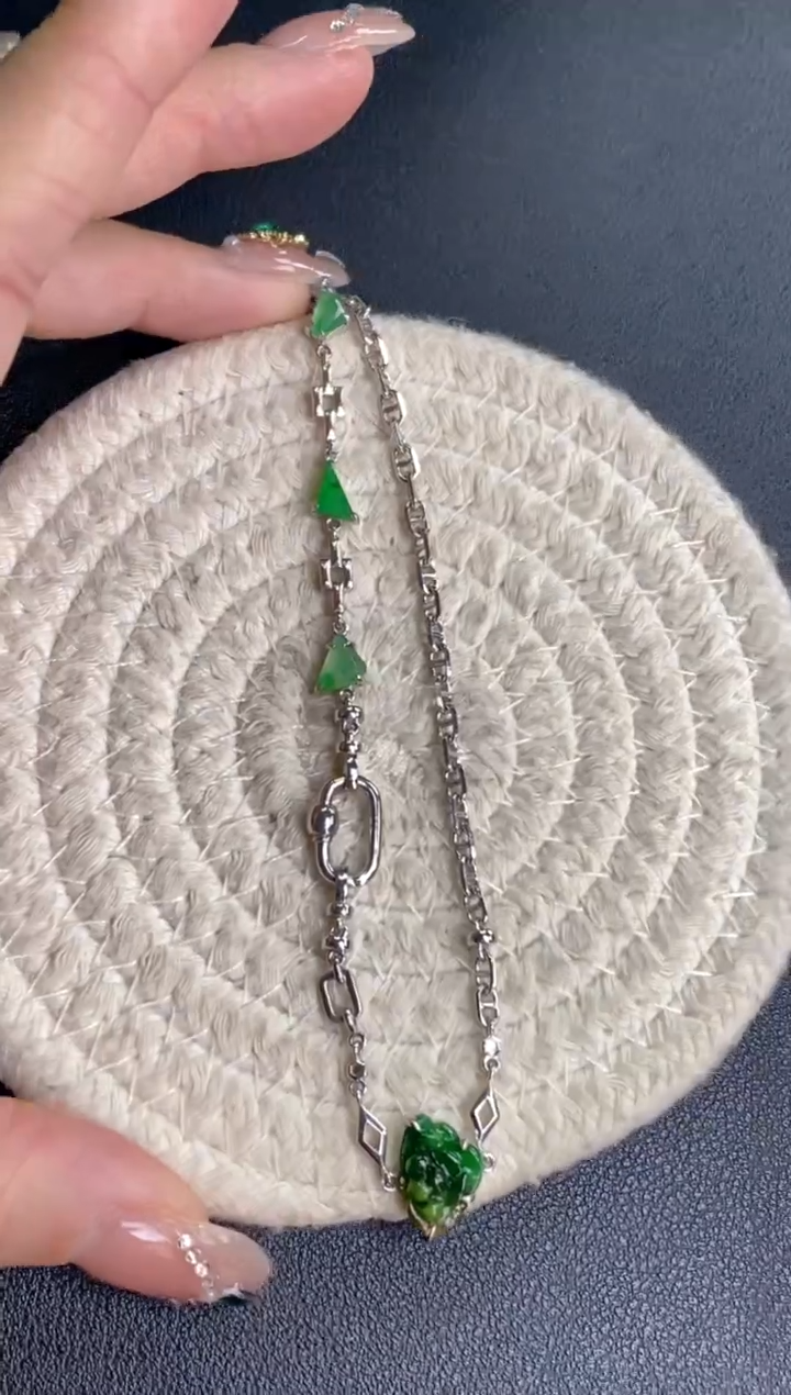 颈饰银S925镶嵌翡翠净货16813