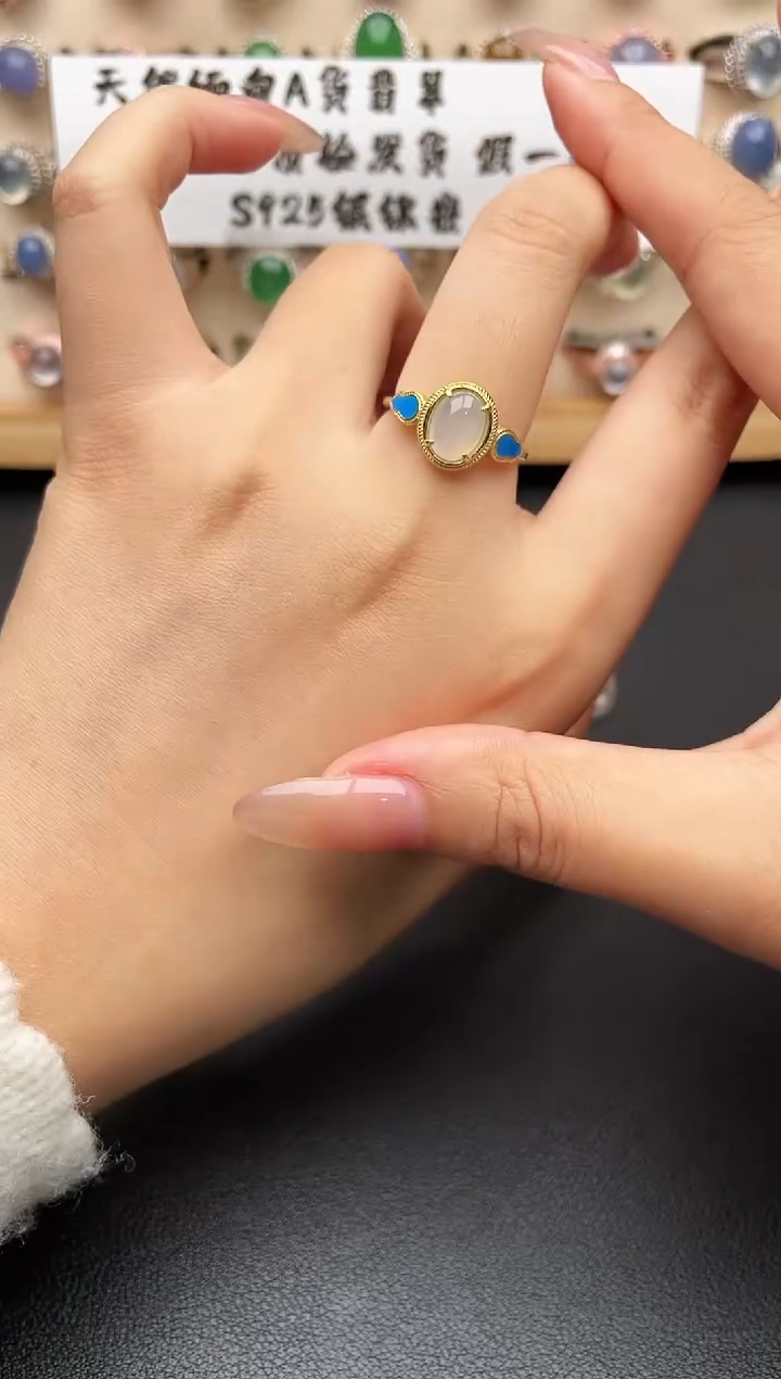 银S925镶嵌戒指翡翠一物一证一礼盒