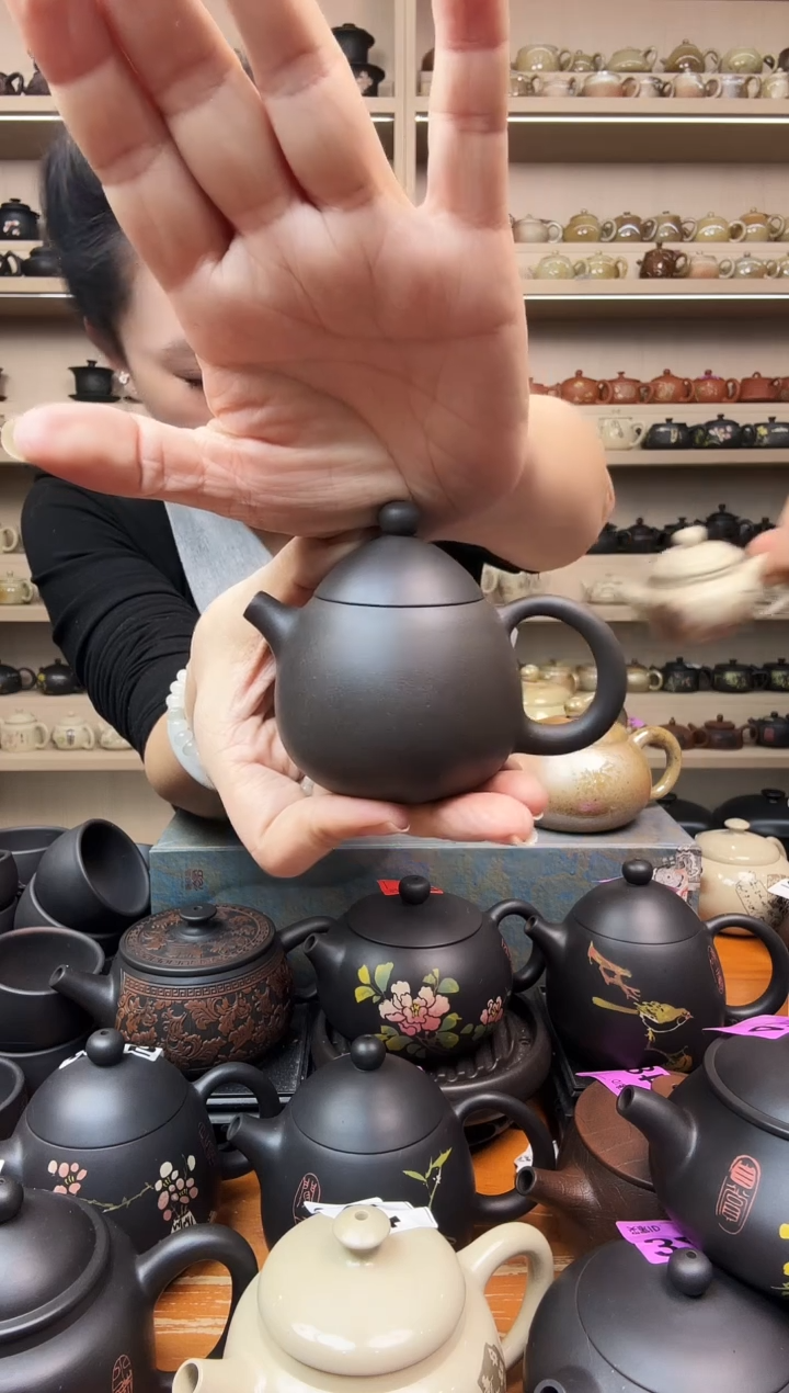 壶867   瑕疵无礼盒100cc 素龙蛋