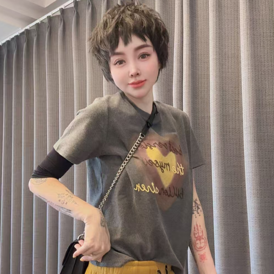 潮流款欧姐家爆款小黄心短袖