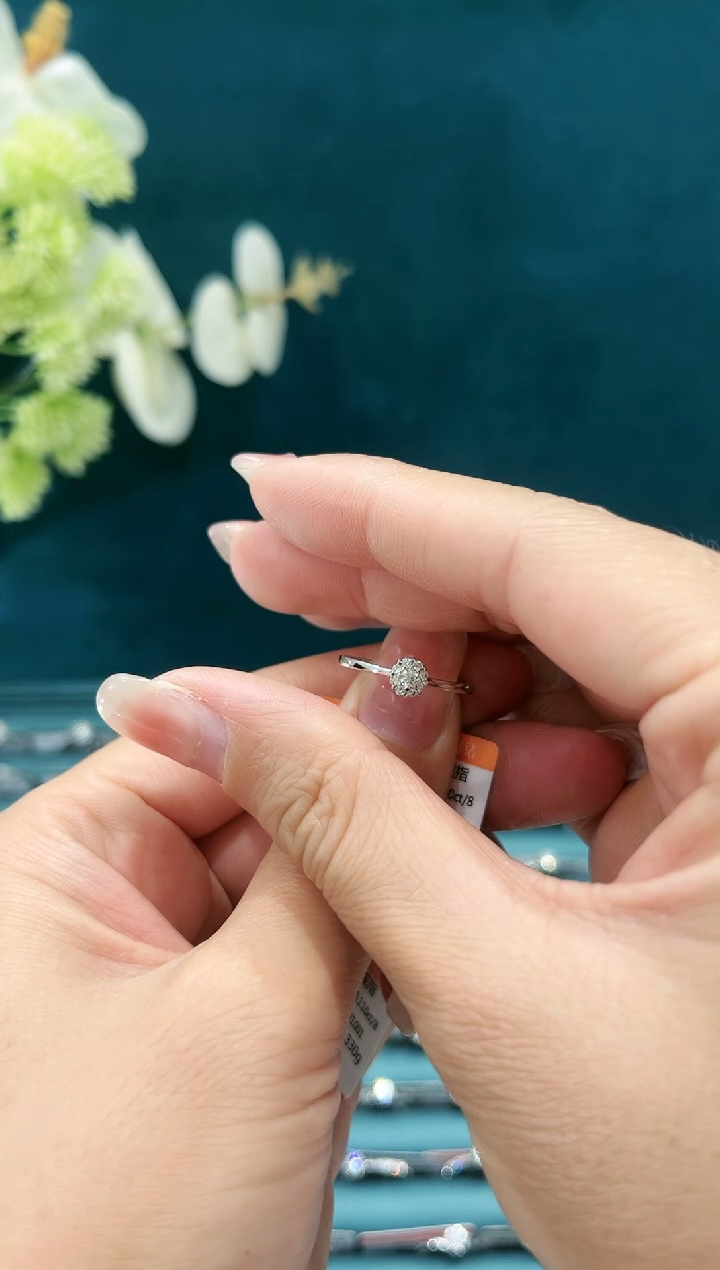 【闪购商品】钻石戒托18K金镶嵌女人花（8+11）15圈