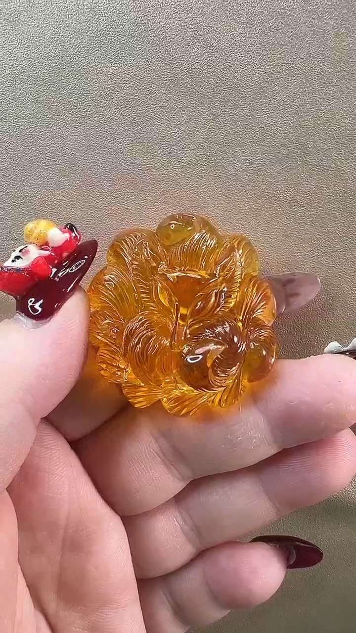 【闪购商品】琥珀颈饰未镶嵌顶住