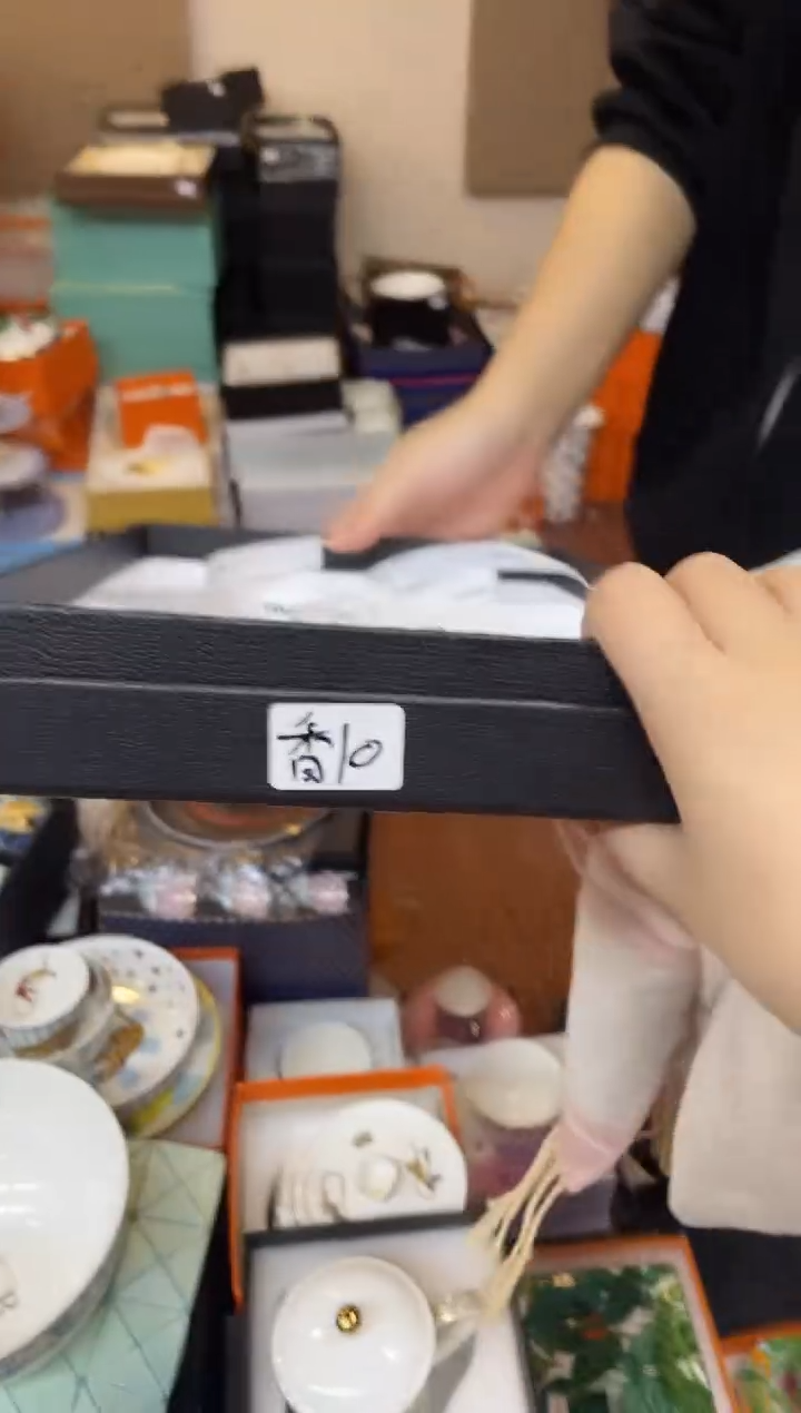 杯鸿辉家品牌瓷器，京东包邮！