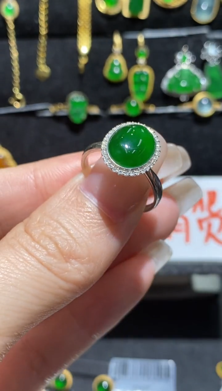 【闪购商品】翡翠戒指18K金镶嵌戒指