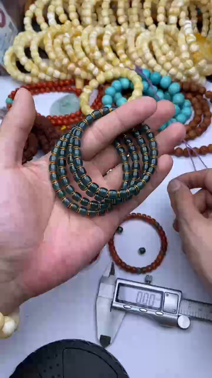 【闪购商品】翡翠手链18K金镶嵌翡翠手串