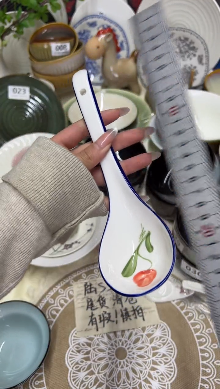 新骨瓷063瑕疵 暖白 小花  蓝线 9寸 勺子