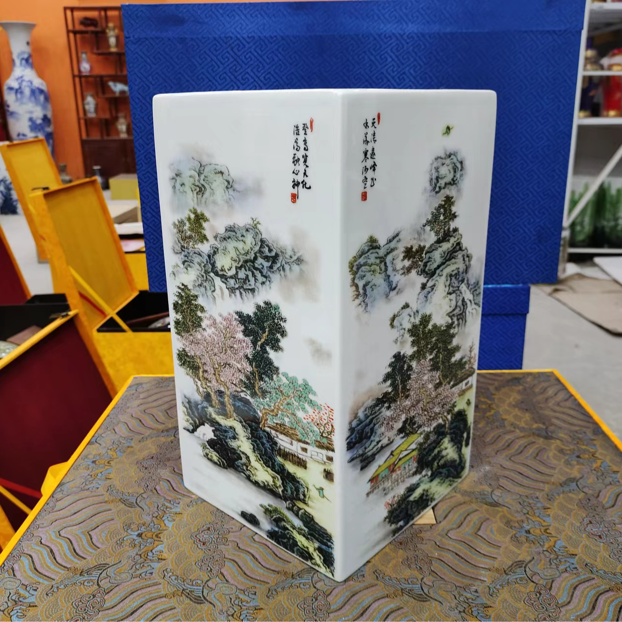 景德镇陶瓷花瓶家居客厅玄关装饰品摆件饶志标山水四方器