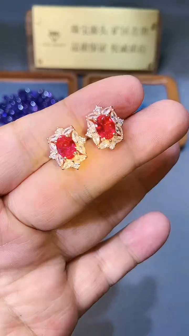 【闪购商品】红宝石耳饰银S925镶嵌354