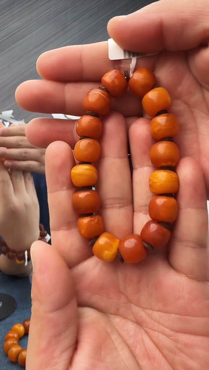 蜜蜡未镶嵌珠宝奇石假一罚十一级，13多样性发其一